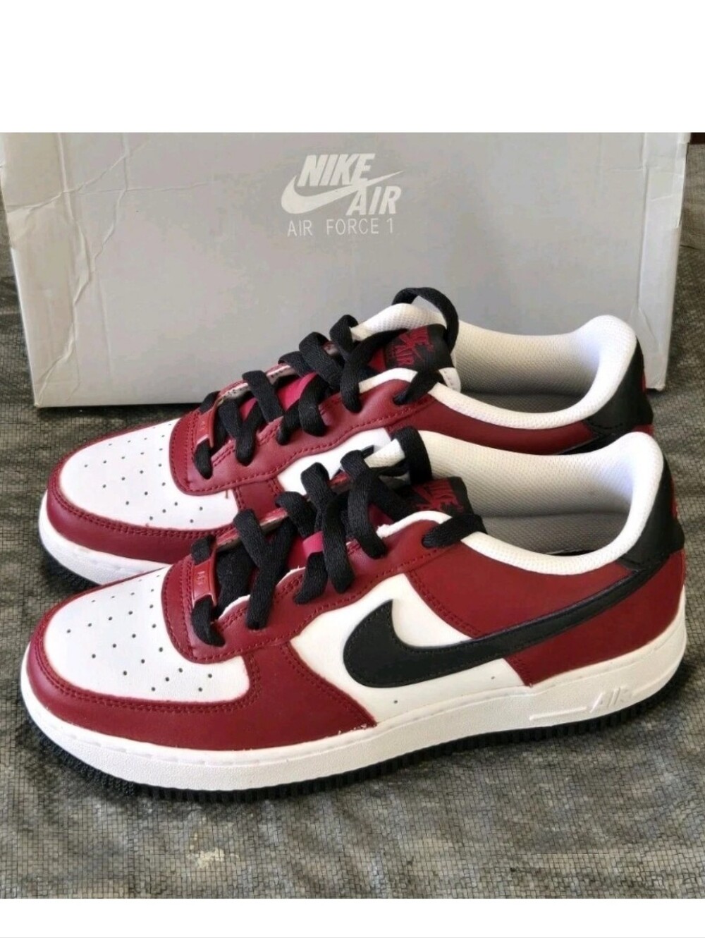 Nike Air Force 1 Low LV8 Team Red GS Size 6 Youth
